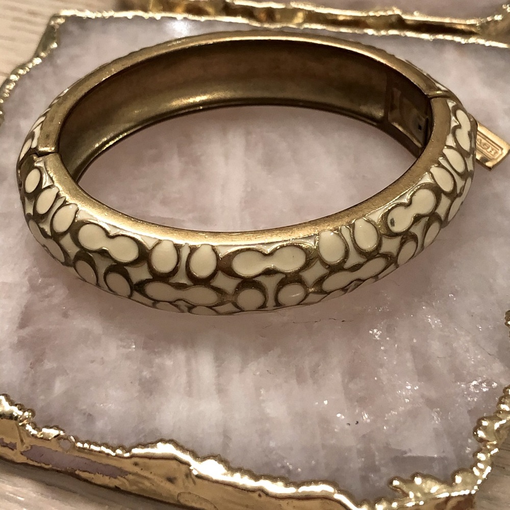 Coach hinged bangle - Picture 1 of 8